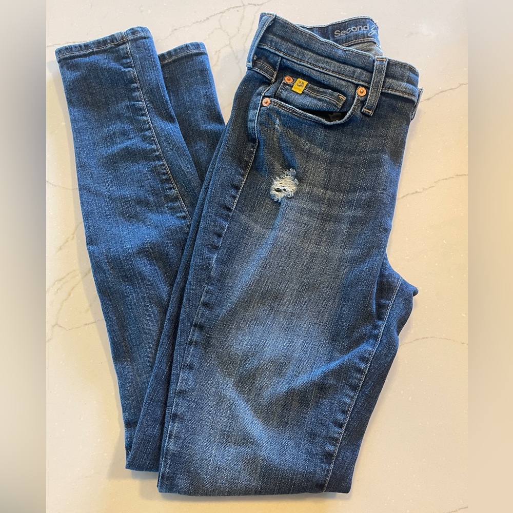 Yoga Jeans- Rachel Skinny w/ Slight Distressing High Rise